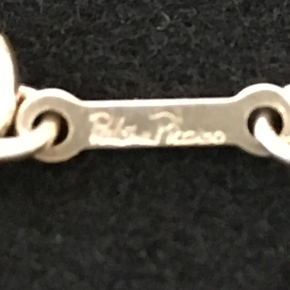 Tiffany & Co. excellent pre